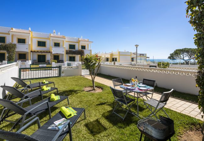 Rijhuis in Benagil - 09 Terraços de Benagil (Casa do Pato) Rijhuis in Benagil - 09 Terraços de Benagil (Casa do Pato)