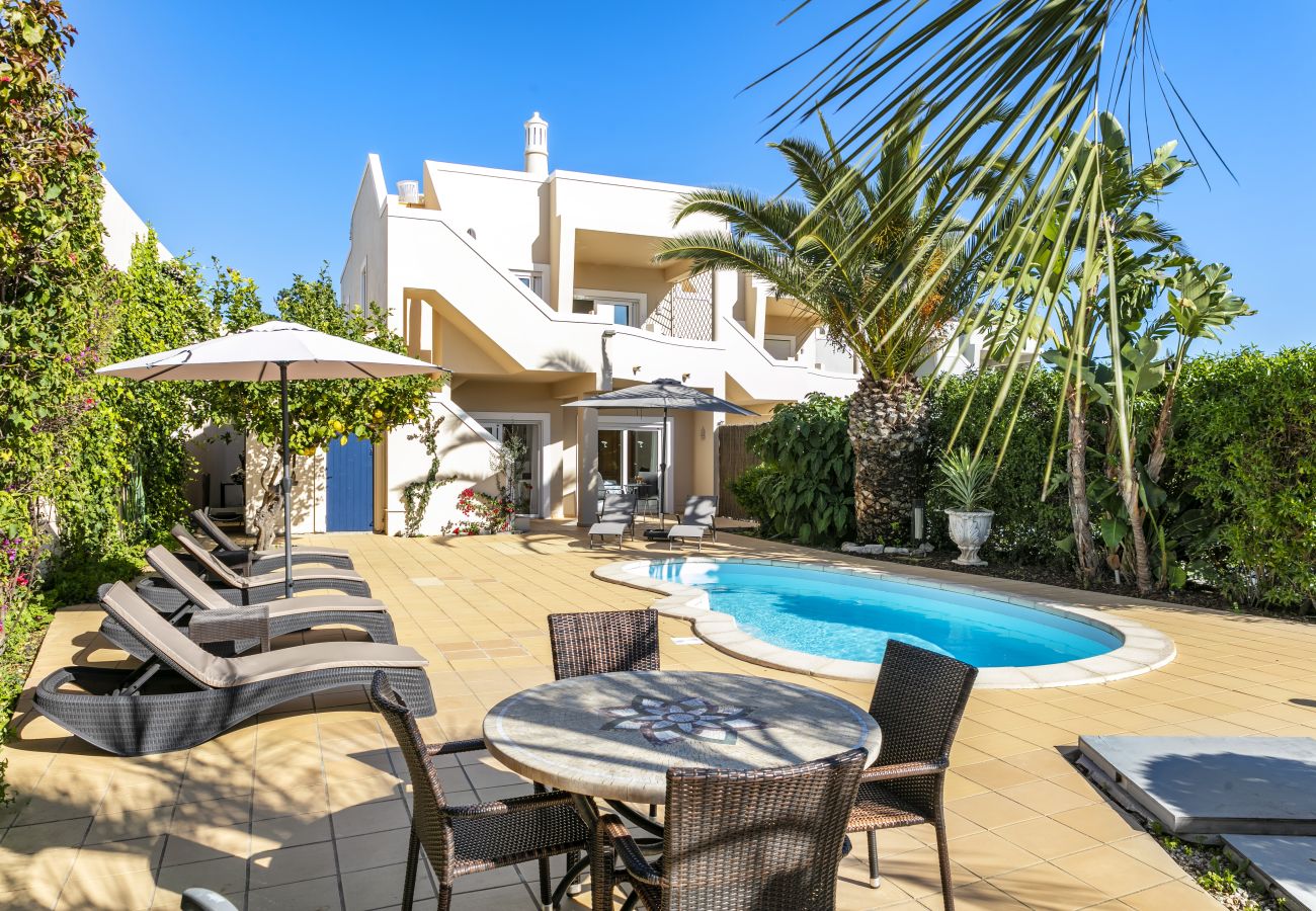 Rijhuis in Carvoeiro - The Palm House - Townhouse at Vale de Milho golf