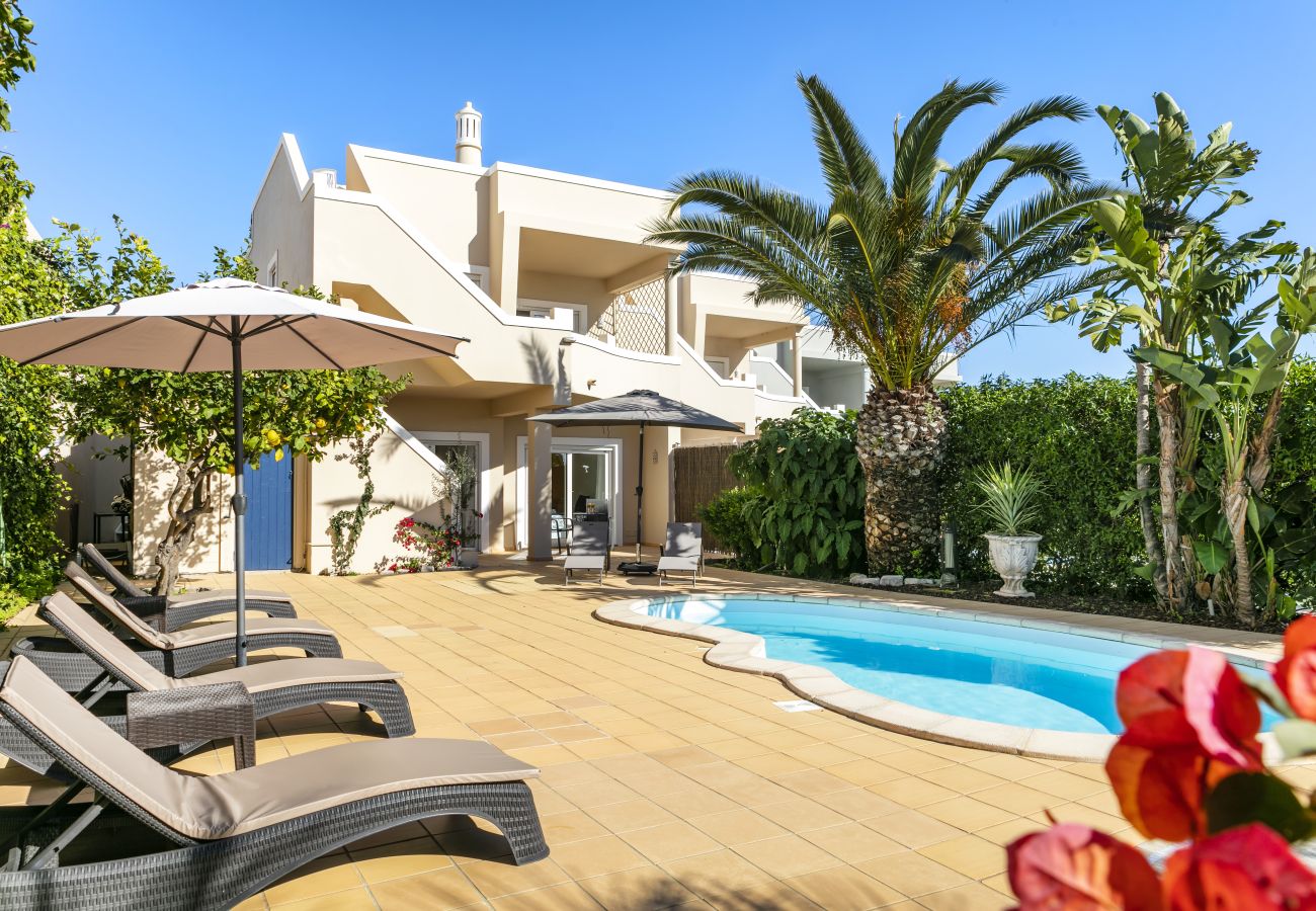 Rijhuis in Carvoeiro - The Palm House - Townhouse at Vale de Milho golf