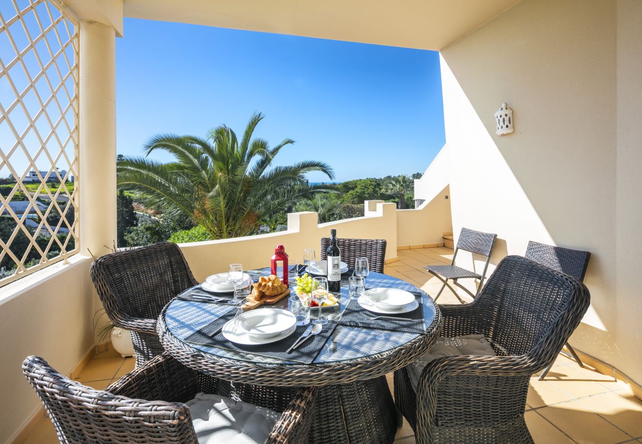 Rijhuis in Carvoeiro - The Palm House - Townhouse at Vale de Milho golf