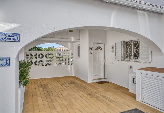 Rijhuis in Carvoeiro - Casa Amira (Colina Branca 14) Rijhuis in Carvoeiro - Casa Amira (Colina Branca 14)