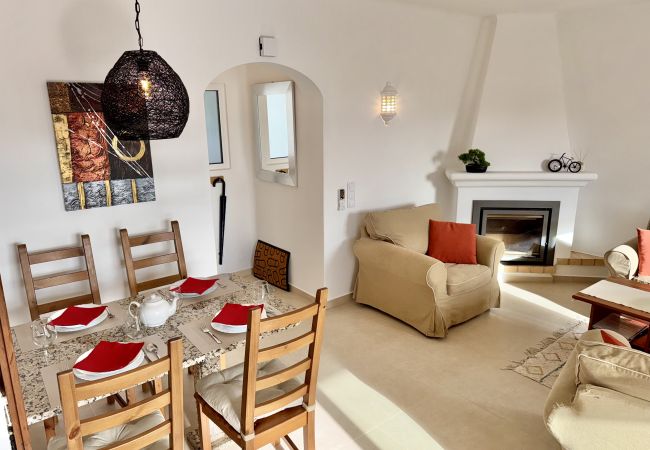 Rijhuis in Carvoeiro - Casa Amira (Colina Branca 14) Rijhuis in Carvoeiro - Casa Amira (Colina Branca 14)