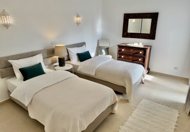 Rijhuis in Carvoeiro - Casa Amira (Colina Branca 14) Rijhuis in Carvoeiro - Casa Amira (Colina Branca 14)