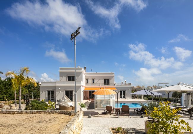 Villa in Porches - Villa Alegria Villa in Porches - Villa Alegria