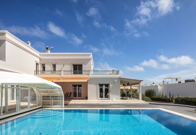 Villa in Porches - Villa Alegria Villa in Porches - Villa Alegria