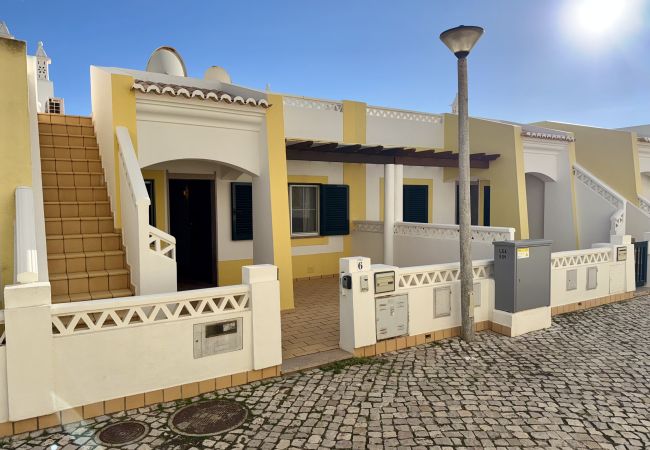 Rijhuis in Benagil - 06 Terraços de Benagil (Casa Rosa Azul) Rijhuis in Benagil - 06 Terraços de Benagil (Casa Rosa Azul)