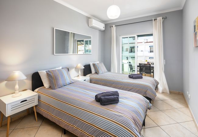 Appartement in Carvoeiro - Casa do Mundo - Apartment in center of Carvoeiro Appartement in Carvoeiro - Casa do Mundo - Apartment in center of Carvoeiro