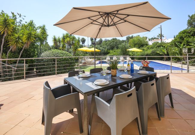 Villa in Carvoeiro - Casa Pondiki - Large villa with private Villa in Carvoeiro - Casa Pondiki - Large villa with private