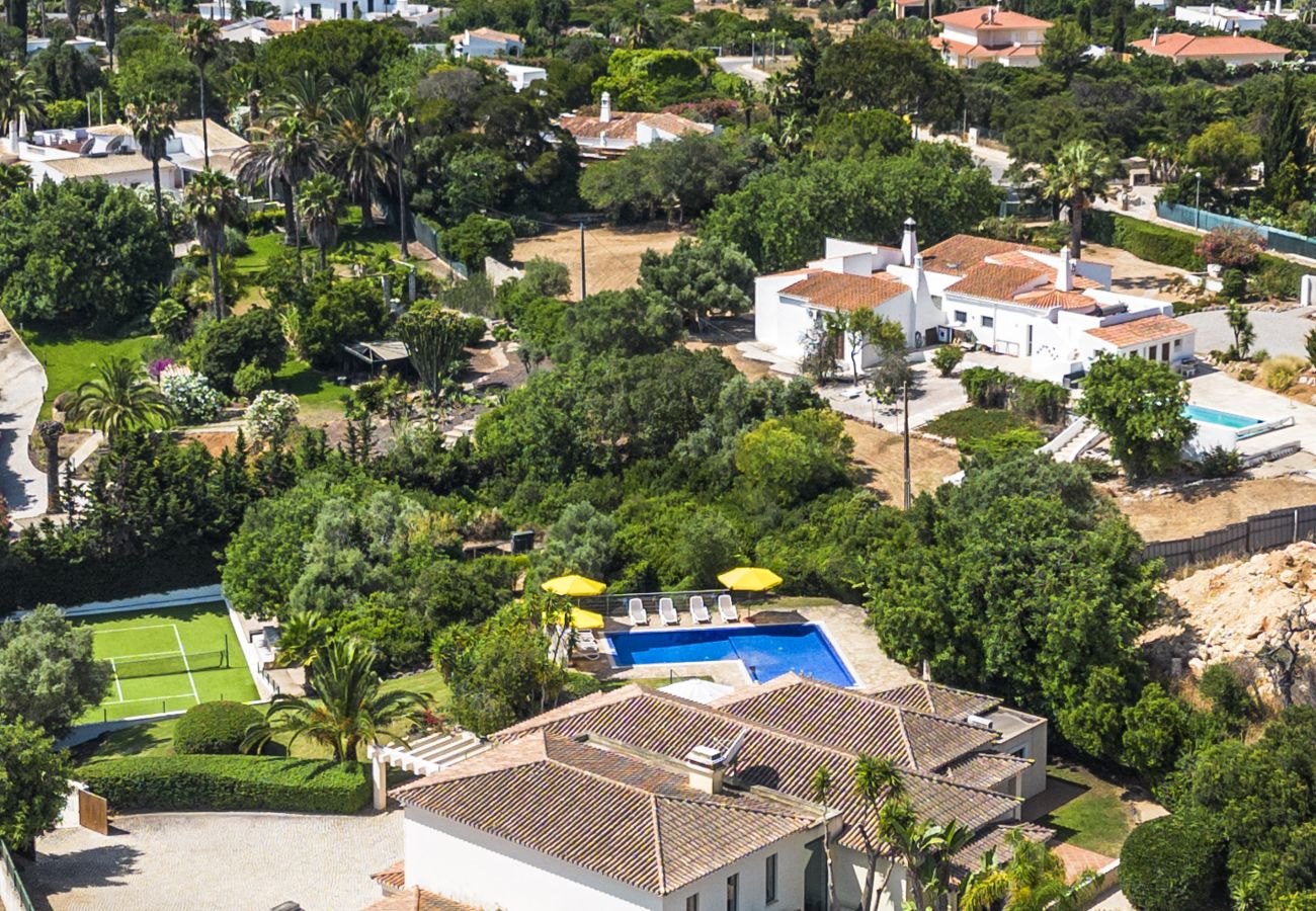 Villa in Carvoeiro - Casa Pondiki - Large villa with private