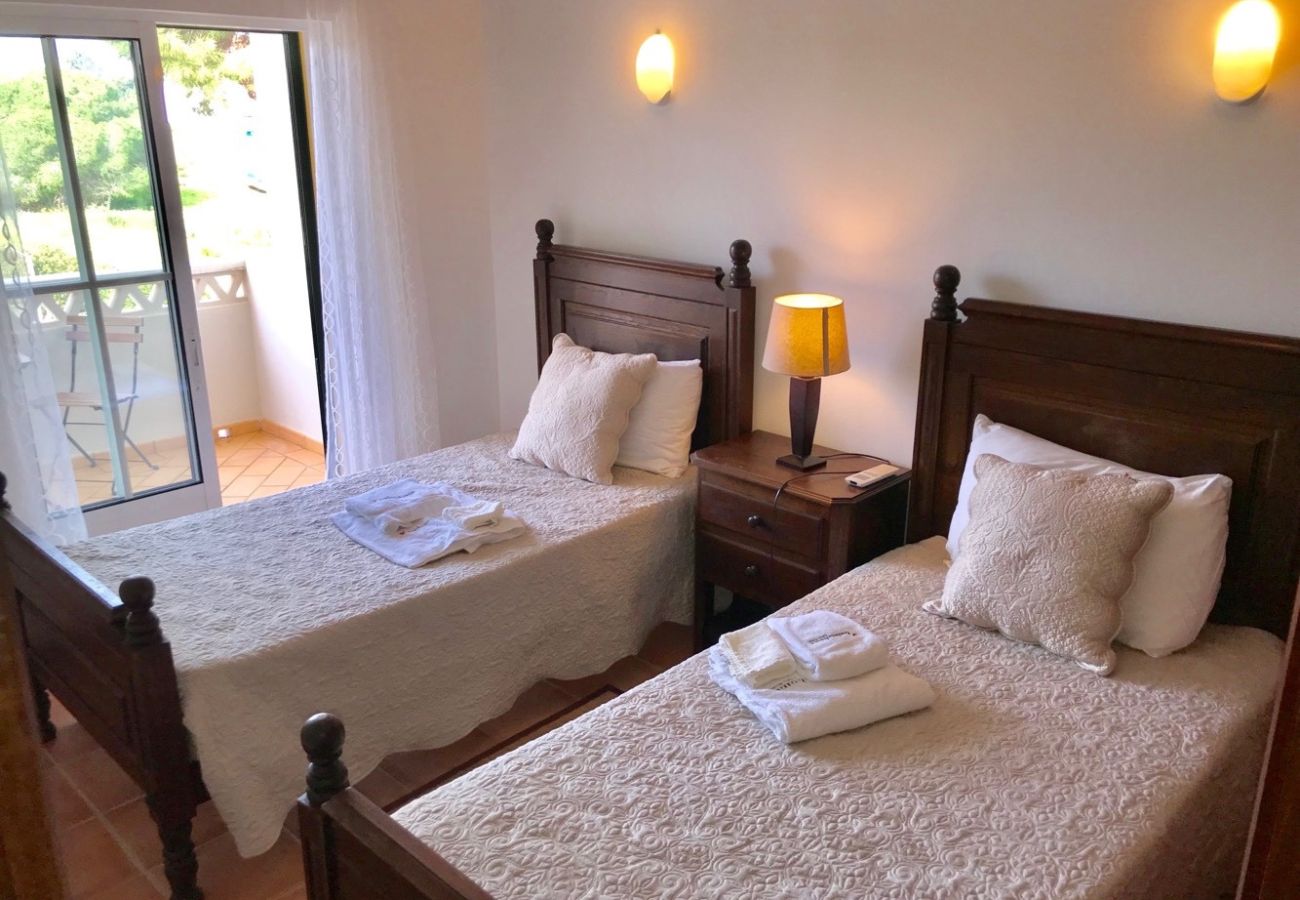 Rijhuis in Benagil - 45 Terraços de Benagil (Casa Céu Azul-2)