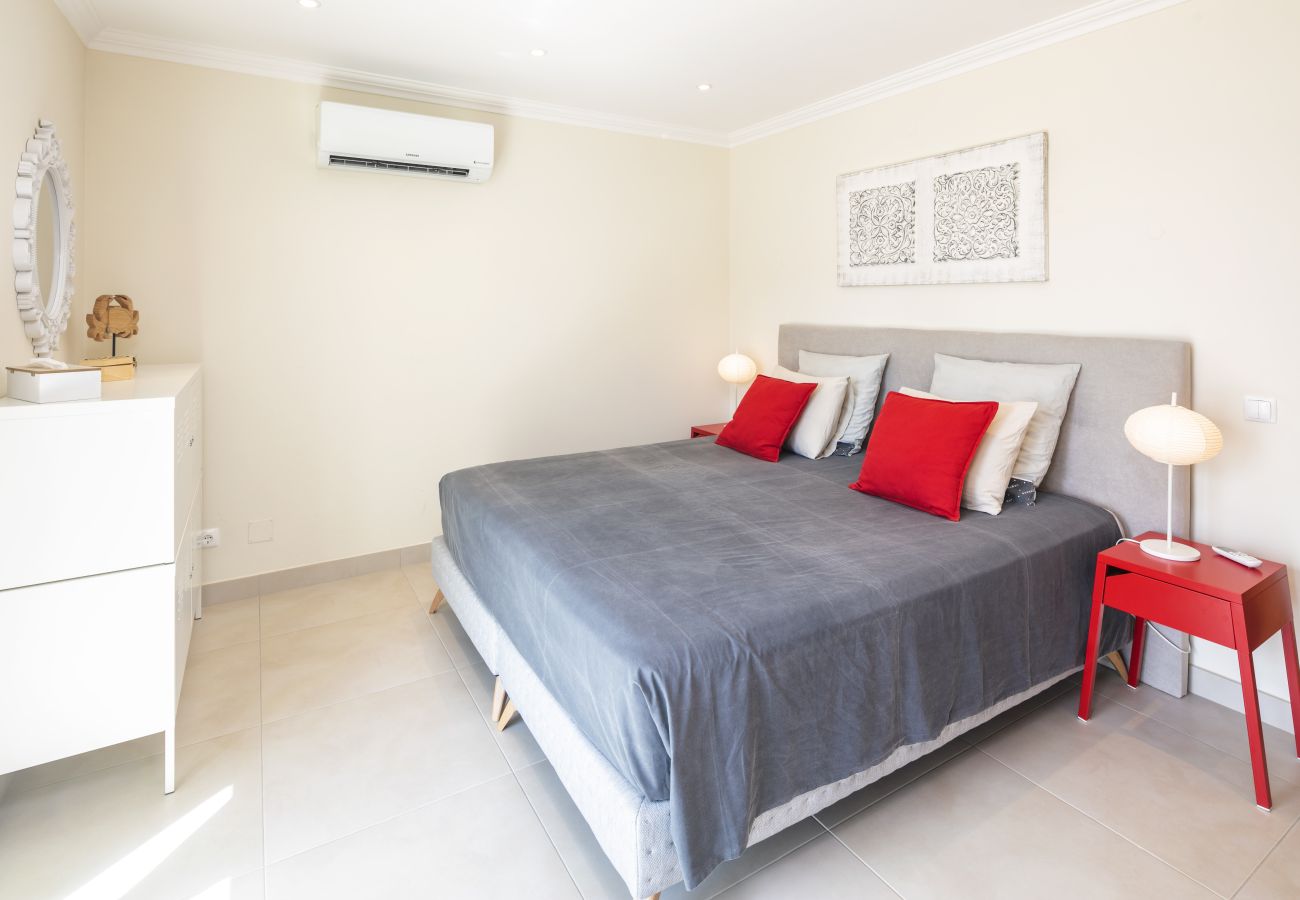 Rijhuis in Carvoeiro - Casa Carvoeiro Bay J