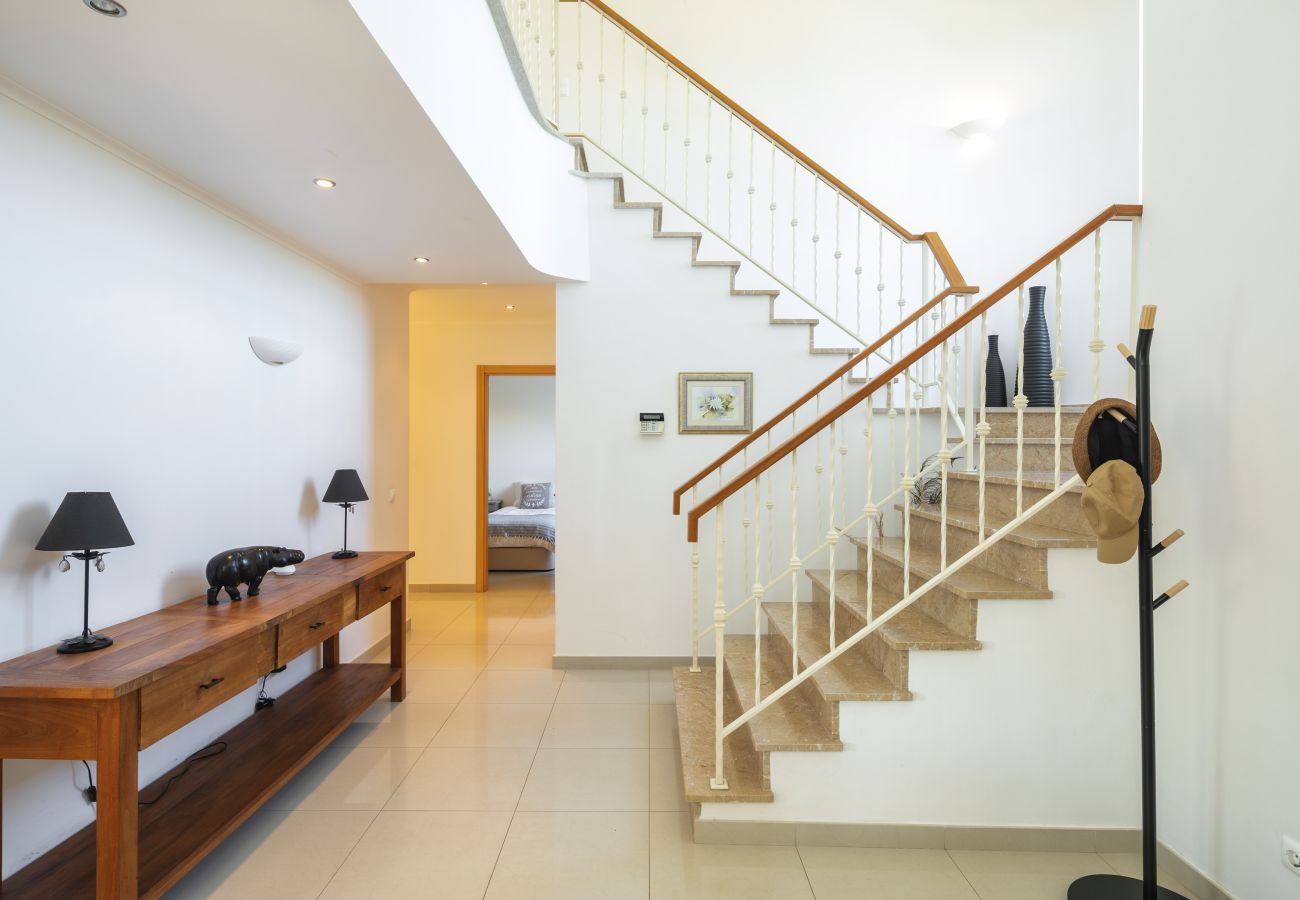 Villa in Porches - Vila Alporchinhos - Large villa close to the beach