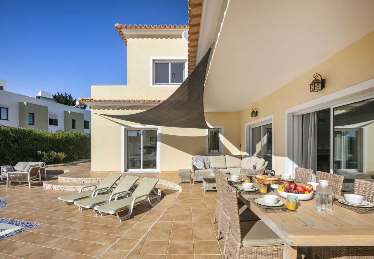 Villa in Porches - Vila Alporchinhos - Large villa close to the beach