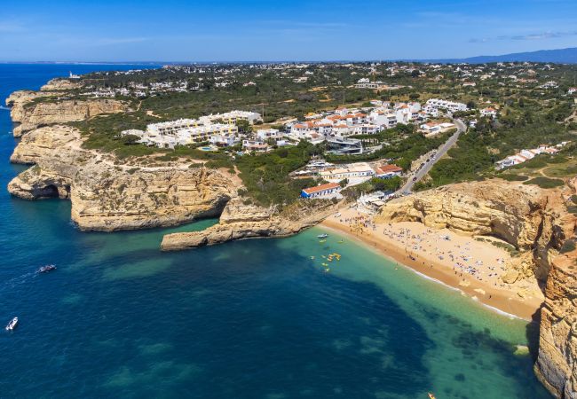 Terraced House in Benagil - 25 Terraços de Benagil (Casa Kusane) Terraced House in Benagil - 25 Terraços de Benagil (Casa Kusane)