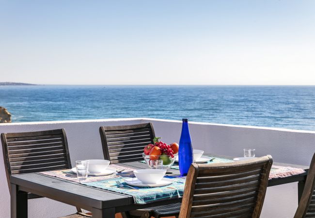 Terraced House in Benagil - 25 Terraços de Benagil (Casa Kusane)