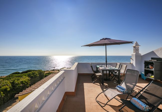 Terraced House in Benagil - 25 Terraços de Benagil (Casa Kusane) Terraced House in Benagil - 25 Terraços de Benagil (Casa Kusane)