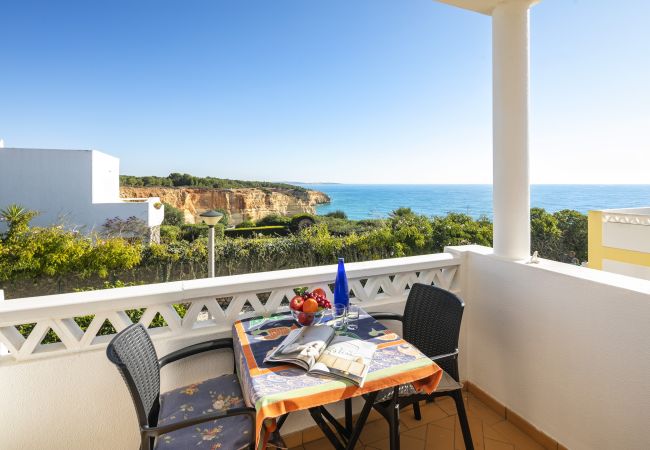 Terraced House in Benagil - 25 Terraços de Benagil (Casa Kusane) Terraced House in Benagil - 25 Terraços de Benagil (Casa Kusane)