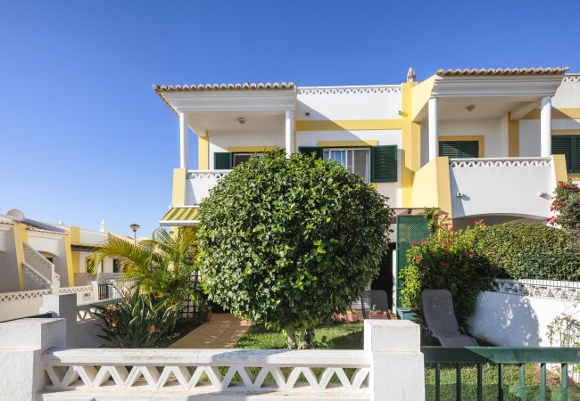 Terraced House in Benagil - 25 Terraços de Benagil (Casa Kusane) Terraced House in Benagil - 25 Terraços de Benagil (Casa Kusane)