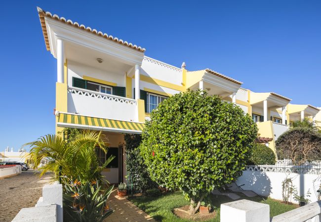 Terraced House in Benagil - 25 Terraços de Benagil (Casa Kusane) Terraced House in Benagil - 25 Terraços de Benagil (Casa Kusane)