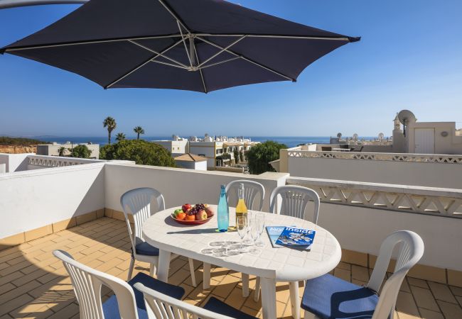 Terraced House in Benagil - 41 Terraços de Benagil (Casa Pedrinho) Terraced House in Benagil - 41 Terraços de Benagil (Casa Pedrinho)
