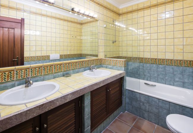 Terraced House in Benagil - 41 Terraços de Benagil (Casa Pedrinho) Terraced House in Benagil - 41 Terraços de Benagil (Casa Pedrinho)