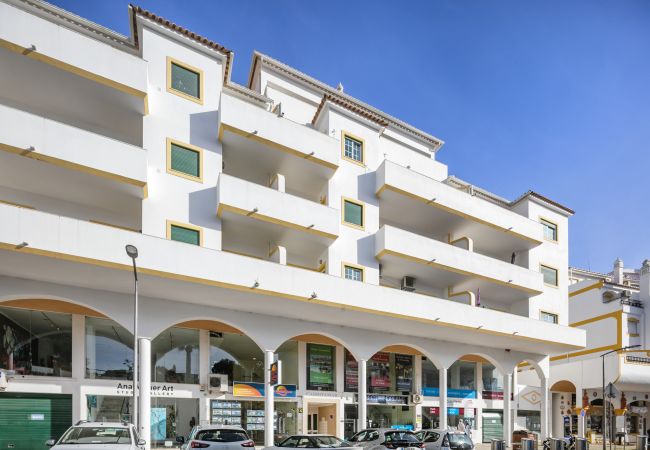 Apartment in Carvoeiro - Casa do Mundo - Apartment in center of Carvoeiro Apartment in Carvoeiro - Casa do Mundo - Apartment in center of Carvoeiro