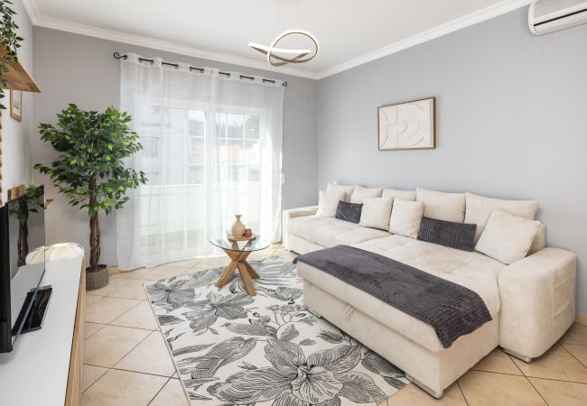 Apartment in Carvoeiro - Casa do Mundo - Apartment in center of Carvoeiro Apartment in Carvoeiro - Casa do Mundo - Apartment in center of Carvoeiro