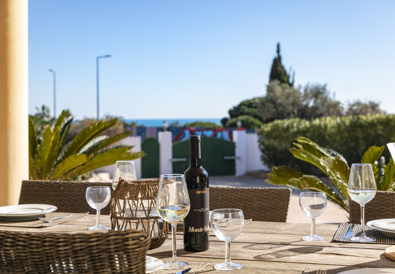 Villa in Porches - Vila Alporchinhos - Large villa close to the beach