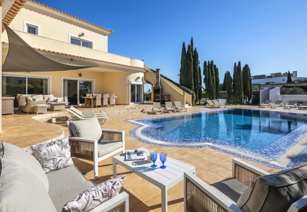 Villa in Porches - Vila Alporchinhos - Large villa close to the beach